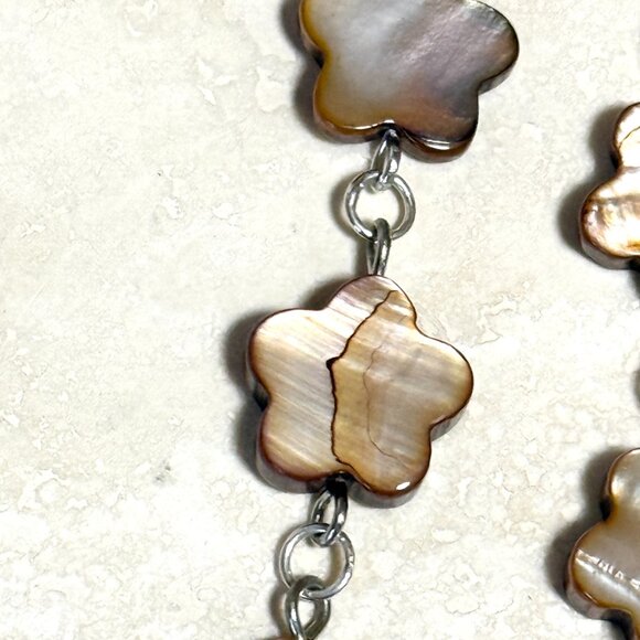 Caramel Mother of Pearl Flower Beaded Short Necklace+PawPrint Heart Beat Pendant - Picture 10 of 13